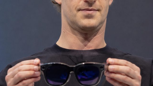 Meta Unveils Affordable Smart Glasses to Compete in Wearable Tech