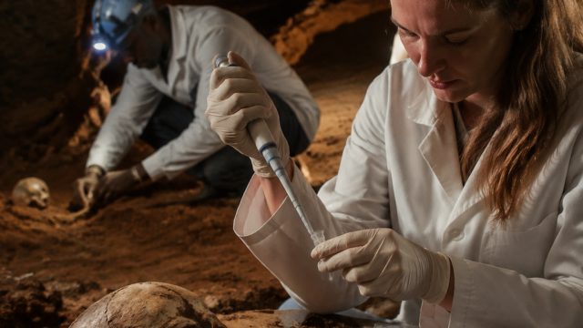 Uncovering Homo Naledi: Insights from Ancient Proteins